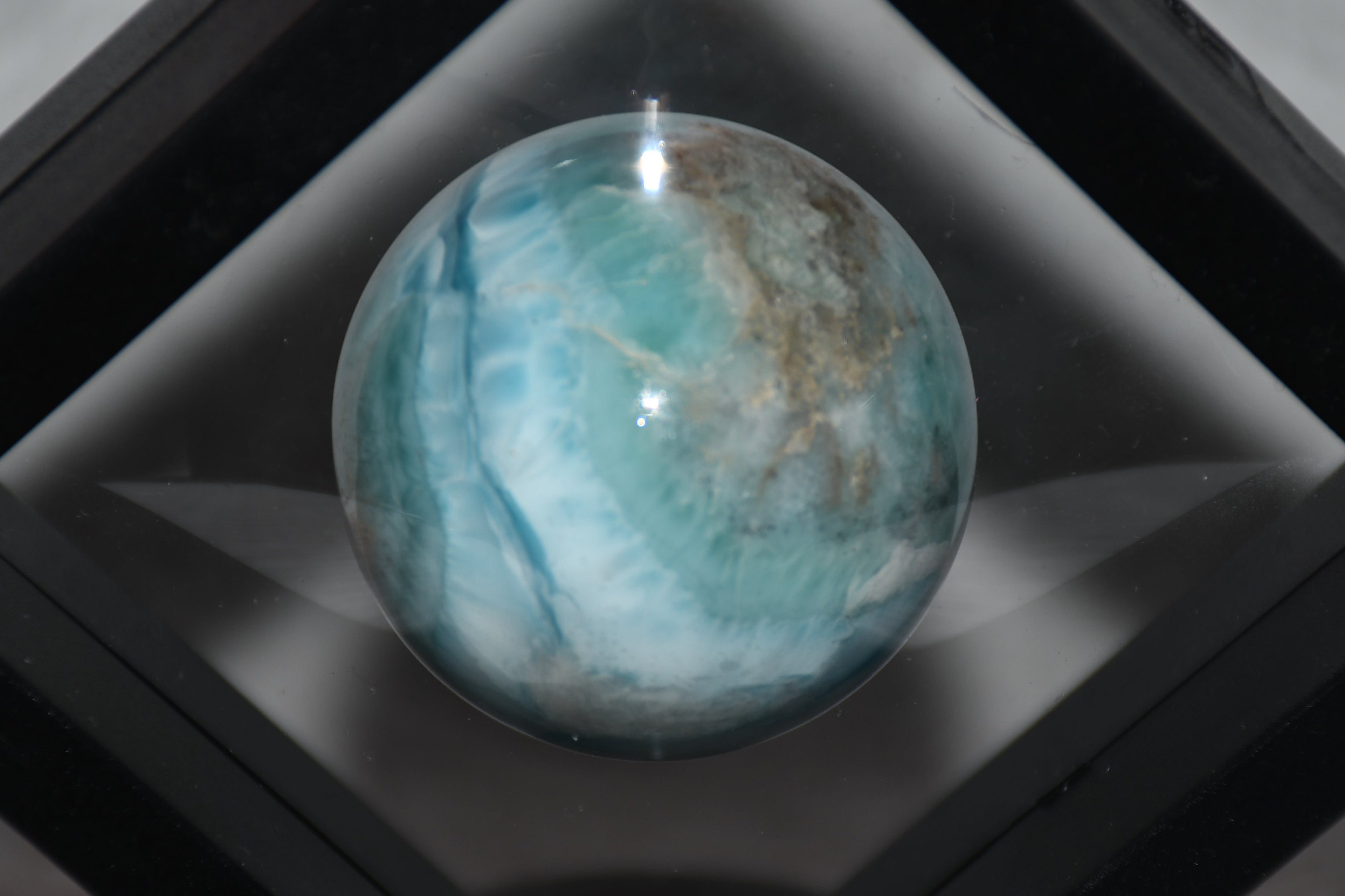 🌊✨ Larimar Sphere – Ocean Calm • Peace • Divine Feminine Energy ✨🌊